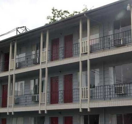 Cougar Land Motel Pullman Eksteriør bilde