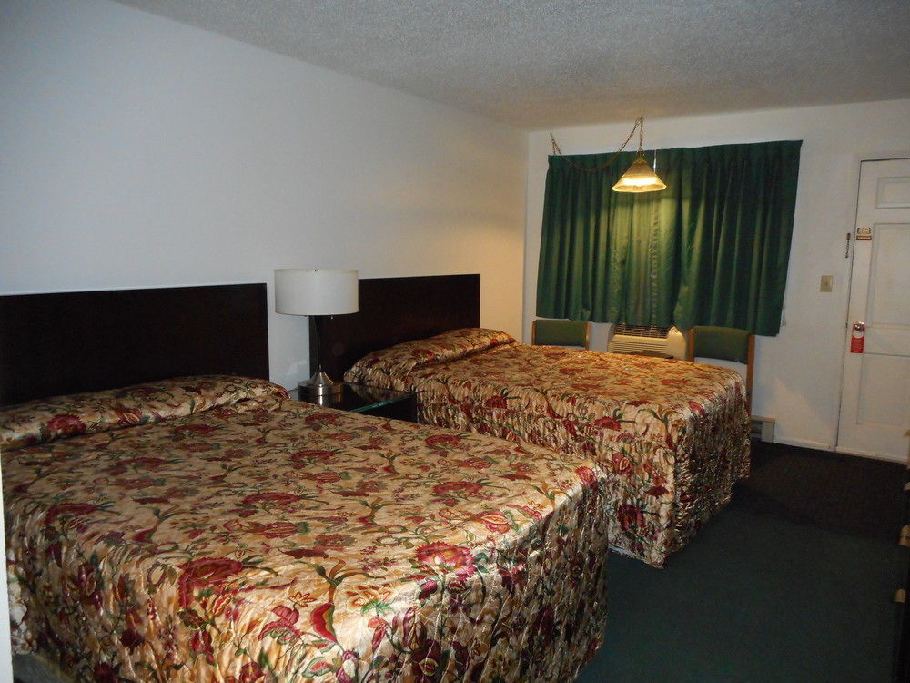 Cougar Land Motel Pullman Eksteriør bilde